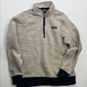 Patagonia Women's Beige and Navy Fleece Pullover